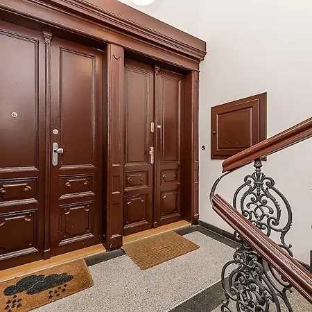 Stunning 2 Bed In Prime Location 布拉格