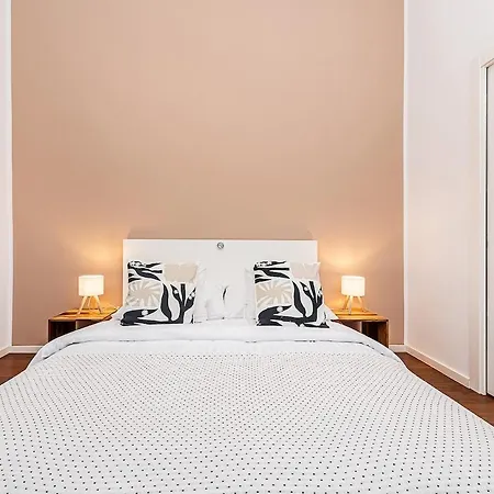 Stunning 2 Bed In Prime Location Praag