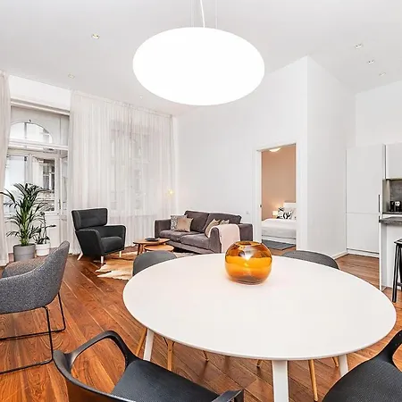 Stunning 2 Bed In Prime Location Apartman