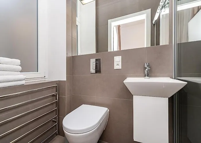 דירה Stunning 2 Bed In Prime Location