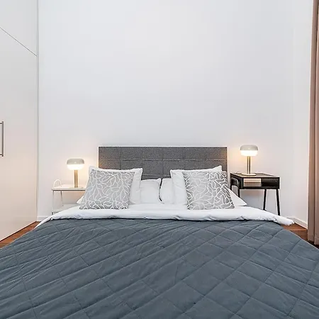 Stunning 2 Bed In Prime Location Prag