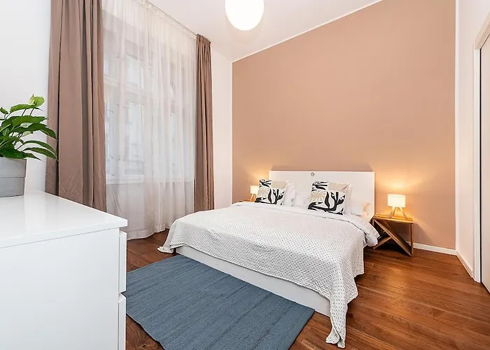 Stunning 2 Bed In Prime Location Praga