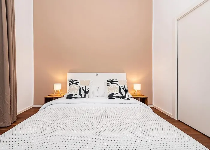 Stunning 2 Bed In Prime Location Prága